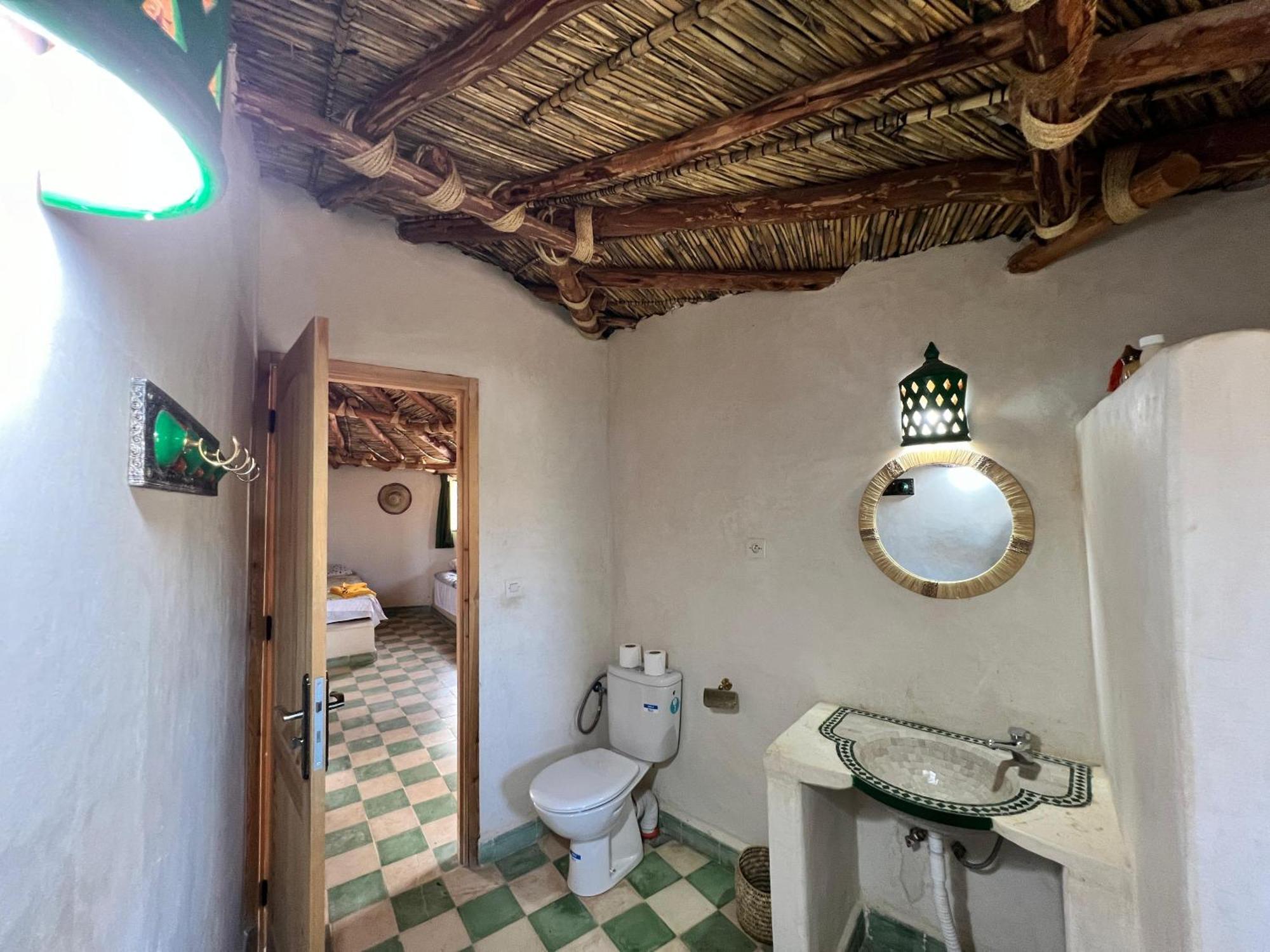 Les Jardins D Amizmiz 6 Piscines Bed & Breakfast Wawizelte Exterior photo